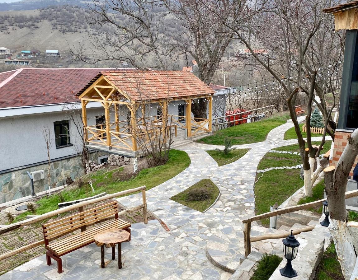 Madin Eco Hotel Debed Exterior foto
